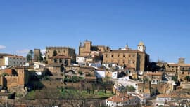 Obras de pocería y Pocería sin Zanjas en la ciudad de Cáceres